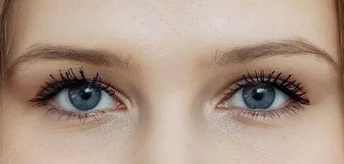 réalisation microblading avant